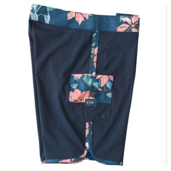 Billabong Recycler 73 Pro Men’s Floral Board Shorts Size 32 - Picture 2 of 10